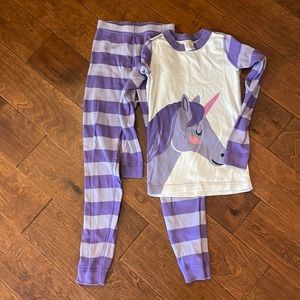 Girls Hanna Andersson unicorn pajamas
